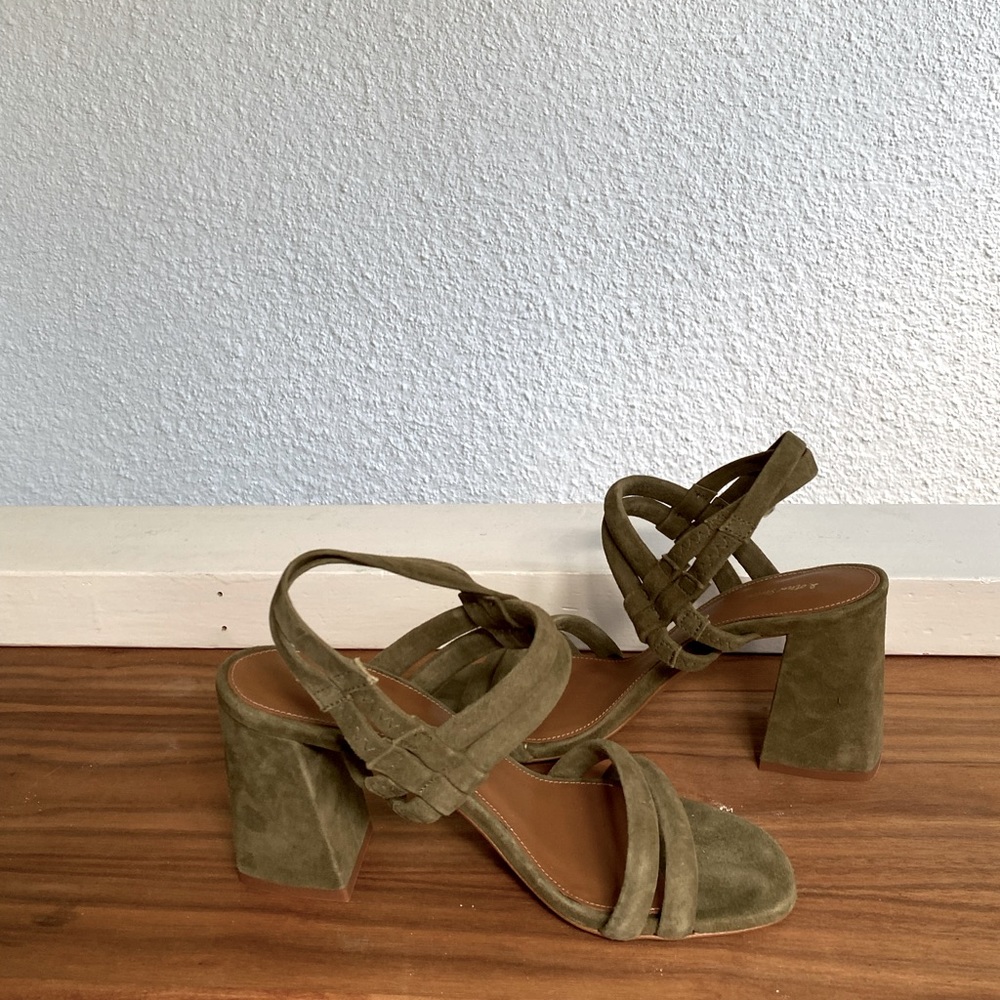 & Other Stories olive green suede block heels, size 7